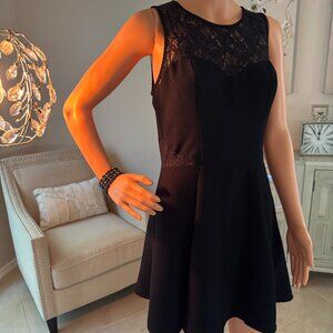 Forever 21 Exclusive Black Skater Dress Size Medium